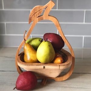 1970’s Fruit basket - Trivet Spiral cut Pear bamboo